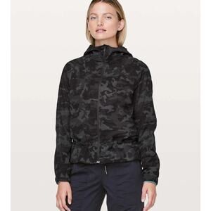 Lululemon Camo Pack It Up Jacket - Size 6